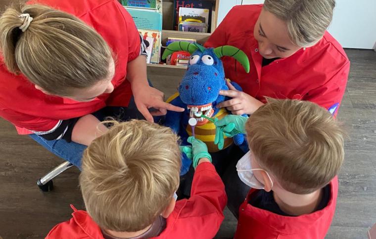 Bezoek kinderdagblijf buitenschoolse opvang basisschool tandarts lichtenvoorde